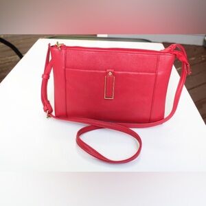 Reaction Kenneth Cole cross body bag